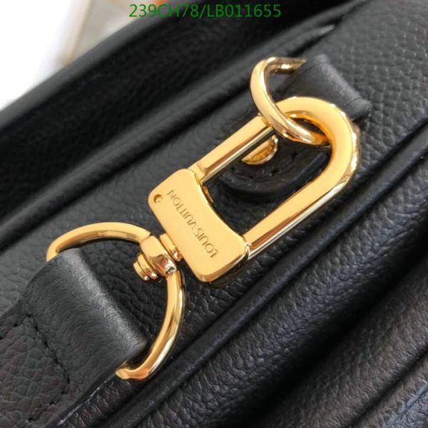 Louis Vuitton 1:1 Mirror Replica Pochette Metis Bag LB01165512395