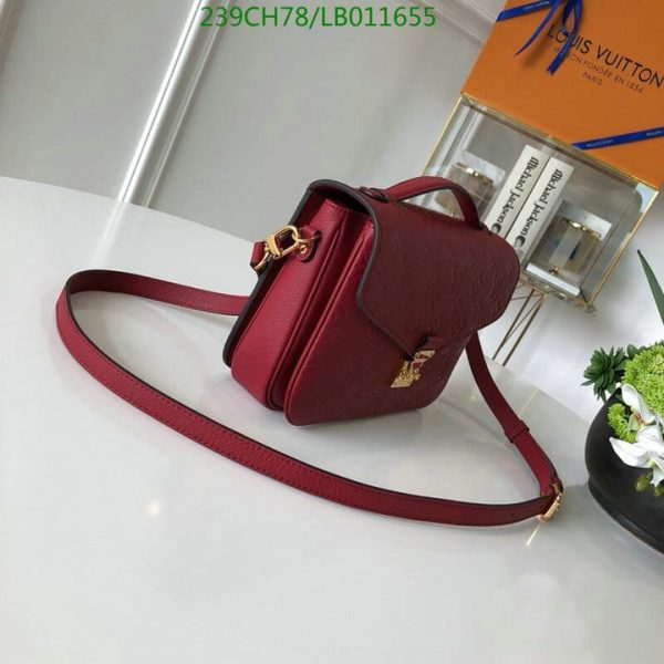 Louis Vuitton 1:1 Mirror Replica Pochette Metis Bag LB01165512395