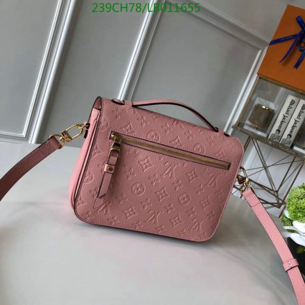 Louis Vuitton 1:1 Mirror Replica Pochette Metis Bag LB01165512395