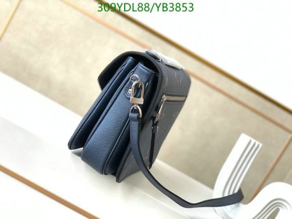 Louis Vuitton 1:1 Mirror Replica Pochette Metis Bag YB38531245896