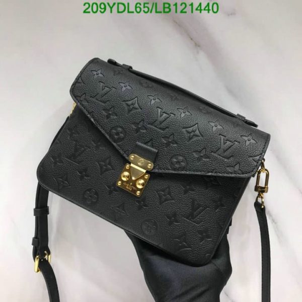 Louis Vuitton 1:1 Mirror Replica Pochette Metis LB12144047682