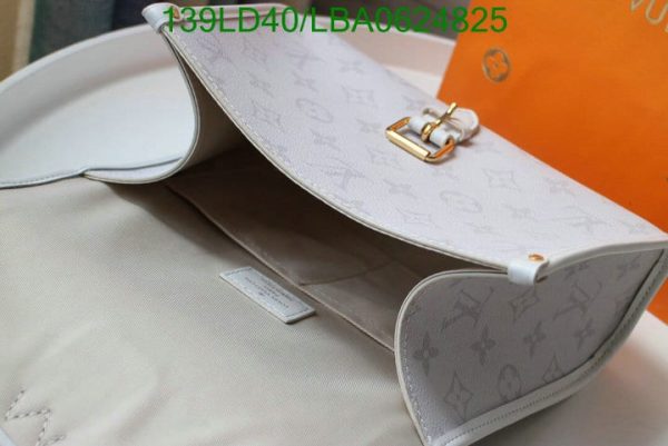 Louis Vuitton 1:1 Mirror Replica Pochette Metis LBA0624825269