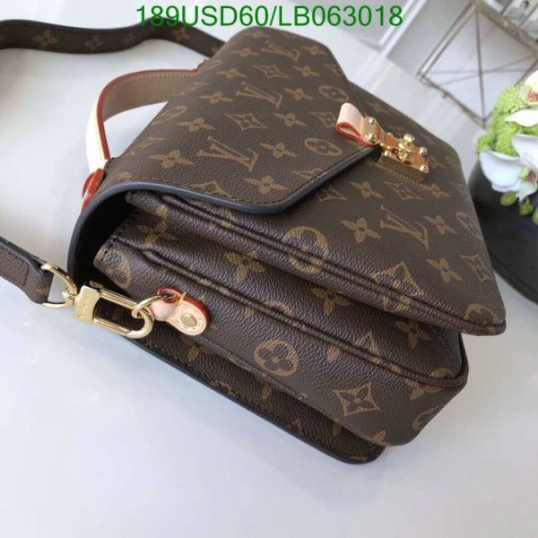 Louis Vuitton 1:1 Mirror Replica Pochette Metis Monogram Canvas  LB06301814256