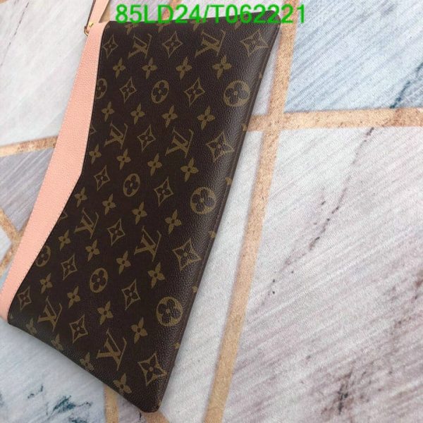 Louis Vuitton 1:1 Mirror Replica Pochette Pallas Clutch Bag T062221702943