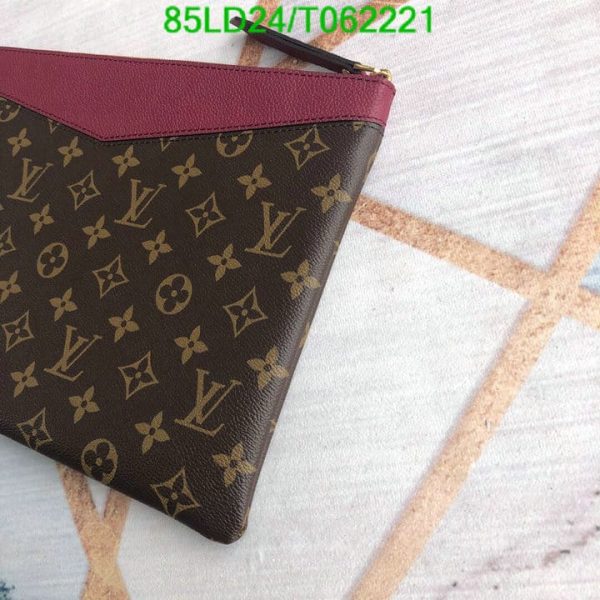 Louis Vuitton 1:1 Mirror Replica Pochette Pallas Clutch Bag T062221702943