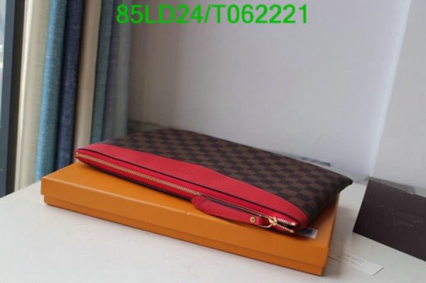 Louis Vuitton 1:1 Mirror Replica Pochette Pallas Clutch Bag T062221702943