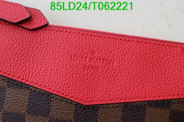 Louis Vuitton 1:1 Mirror Replica Pochette Pallas Clutch Bag T062221702943