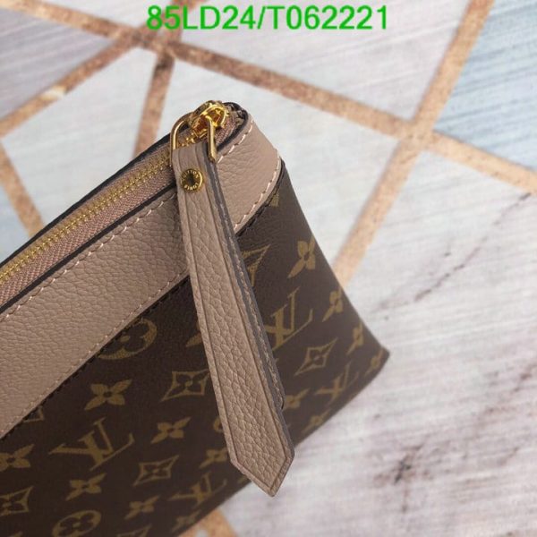 Louis Vuitton 1:1 Mirror Replica Pochette Pallas Clutch Bag T062221702943