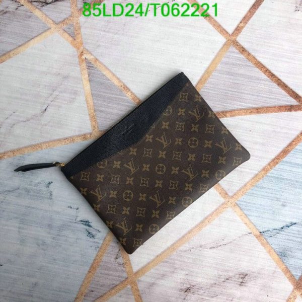 Louis Vuitton 1:1 Mirror Replica Pochette Pallas Clutch Bag T062221702943