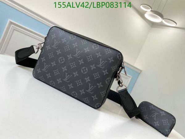 Louis Vuitton 1:1 Mirror Replica Pochette Trio Messenger LBP0831144127