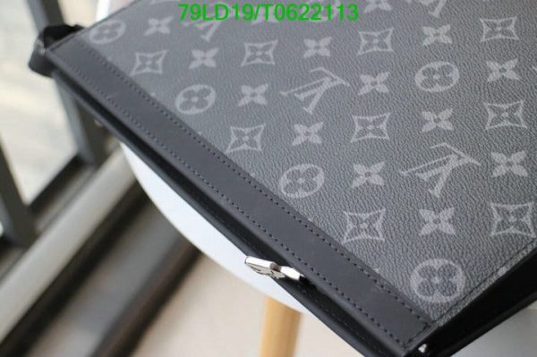 Louis Vuitton 1:1 Mirror Replica Pochette Voyage MM T062211375134