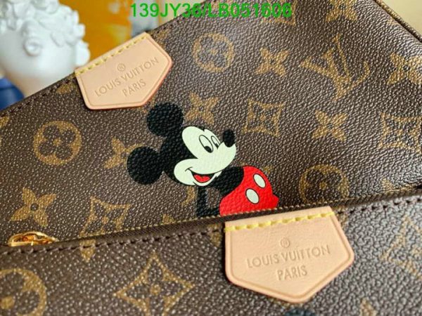 Louis Vuitton 1:1 Mirror Replica Pochette accessory pouch Bag LB05160612367