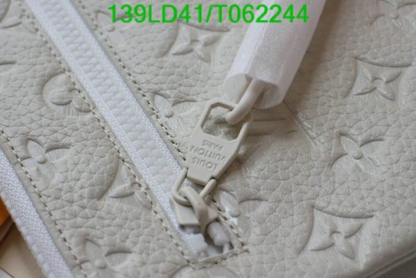 Louis Vuitton 1:1 Mirror Replica Pochette business clutch bag T062244521647