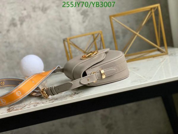 Louis Vuitton 1:1 Mirror Replica Pont 9 Bag YB30071245896