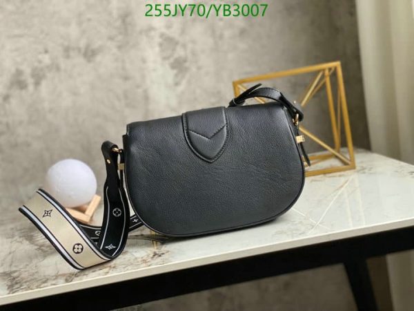 Louis Vuitton 1:1 Mirror Replica Pont 9 Bag YB30071245896