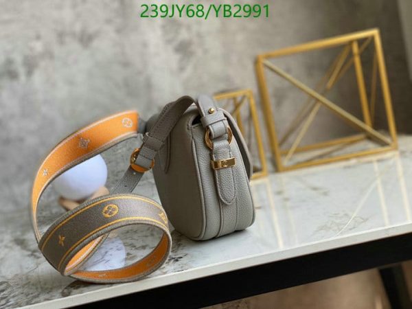 Louis Vuitton 1:1 Mirror Replica Pont 9 Soft PM Bag YB29911245896