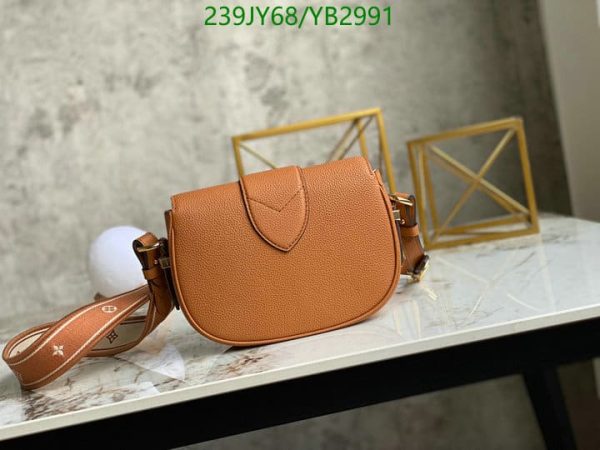 Louis Vuitton 1:1 Mirror Replica Pont 9 Soft PM Bag YB29911245896