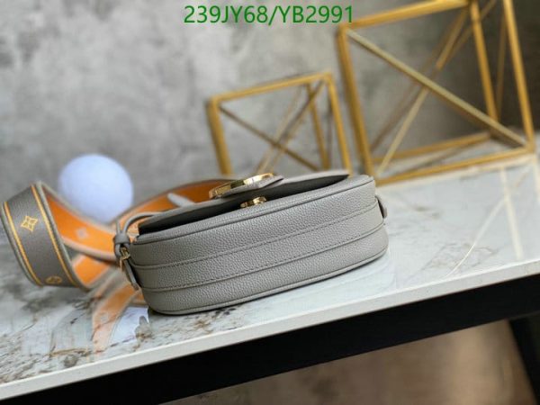 Louis Vuitton 1:1 Mirror Replica Pont 9 Soft PM Bag YB29911245896