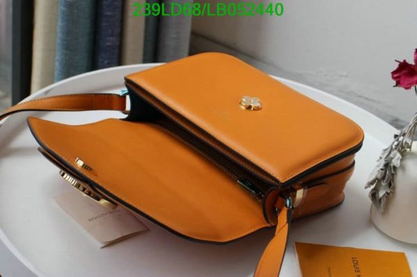 Louis Vuitton 1:1 Mirror Replica Pont Bag LB05244028964