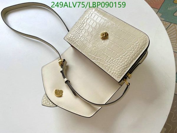 Louis Vuitton 1:1 Mirror Replica Pont Leather Handbag LBP0901592365