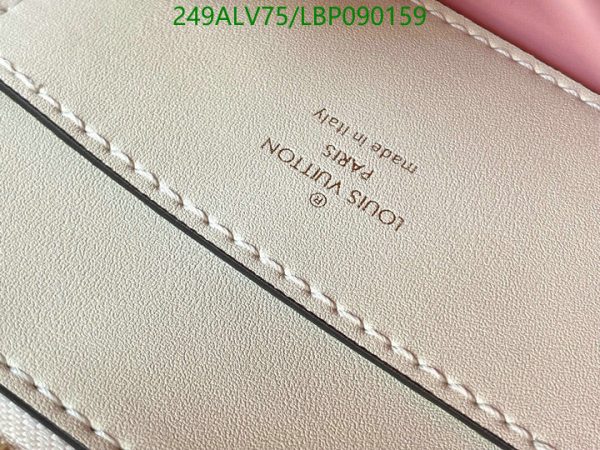 Louis Vuitton 1:1 Mirror Replica Pont Leather Handbag LBP0901592365