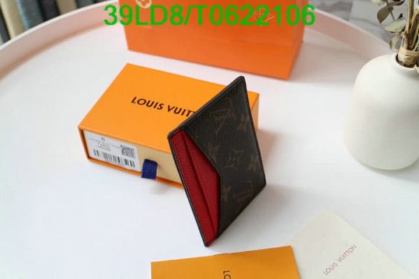 Louis Vuitton 1:1 Mirror Replica  Porte cartes Simple card holder T062210656248