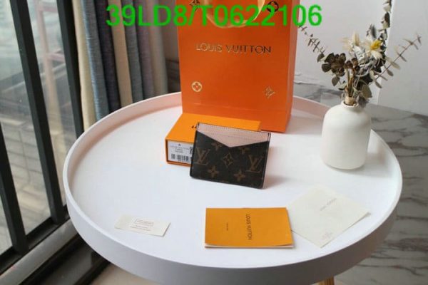 Louis Vuitton 1:1 Mirror Replica  Porte cartes Simple card holder T062210656248