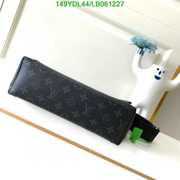 Louis Vuitton 1:1 Mirror Replica Pre-owned District Monogram Eclipse Mm Black LB0612277645