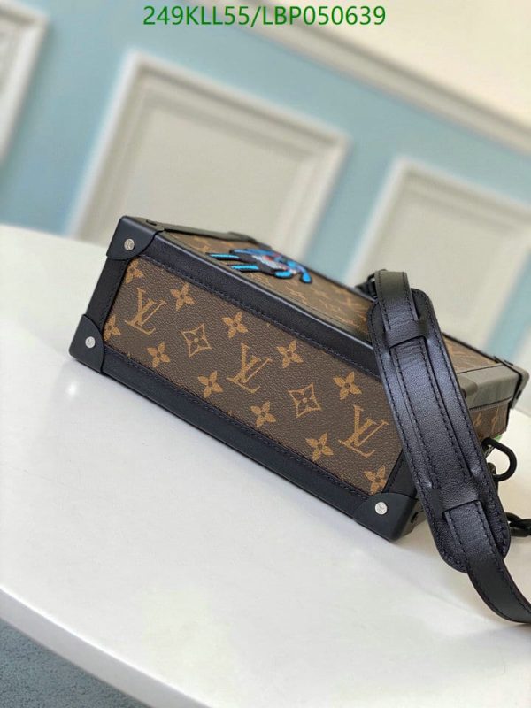 Louis Vuitton 1:1 Mirror Replica Pre-owned Soft Trunk LBP0506399312