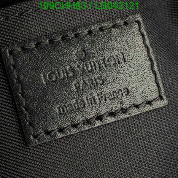 Louis Vuitton 1:1 Mirror Replica  Puffy Lambskin Coussin PM Black Hardware LB04212141234