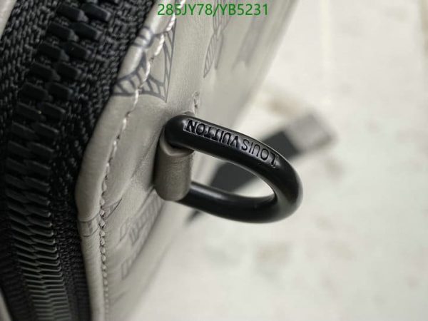 Louis Vuitton 1:1 Mirror Replica Racer Backpack YB52311041234