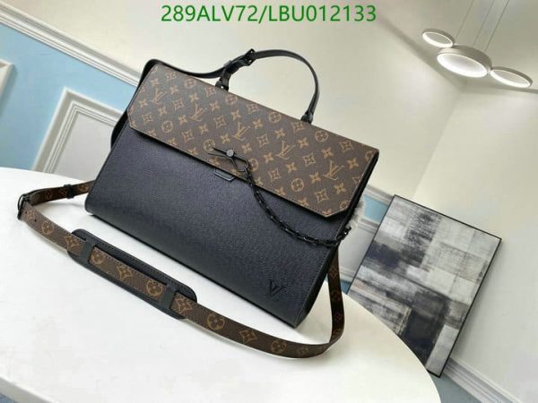 Louis Vuitton 1:1 Mirror Replica Robusto Briefcase LBU0121337652