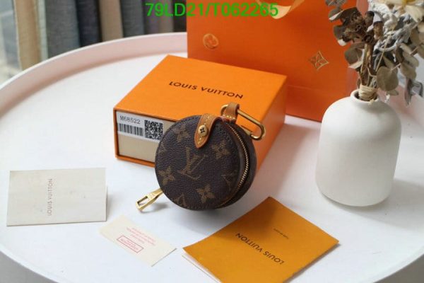 Louis Vuitton 1:1 Mirror Replica Round Case Bag T0622652654834