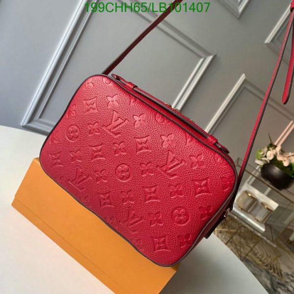 Louis Vuitton 1:1 Mirror Replica Saintonge Handbag LB10140726357