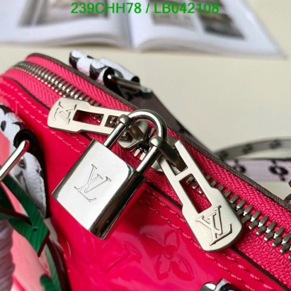 Louis Vuitton 1:1 Mirror Replica Shoulder Bag LB04210819123