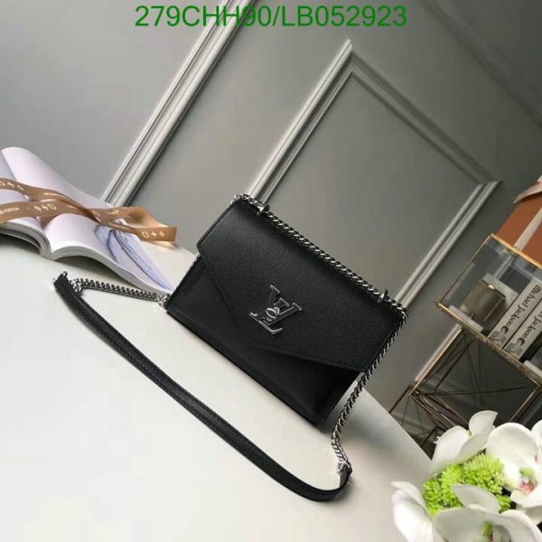 Louis Vuitton 1:1 Mirror Replica Shoulder Bag LB05292375843