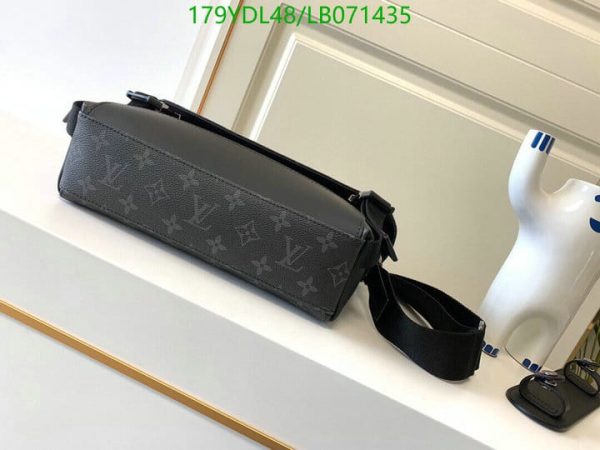 Louis Vuitton 1:1 Mirror Replica Shoulder Bag LB07143541678