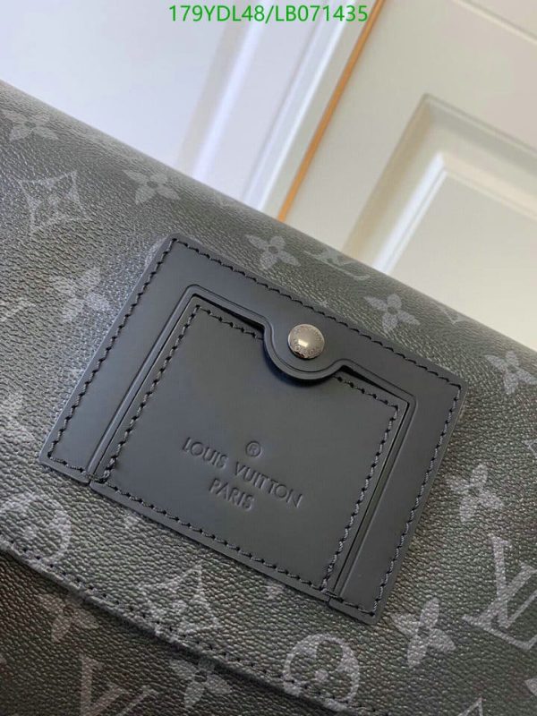 Louis Vuitton 1:1 Mirror Replica Shoulder Bag LB07143541678