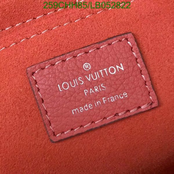 Louis Vuitton 1:1 Mirror Replica Soft Calfskin My Lockme Shoulder Bag LB05282293125