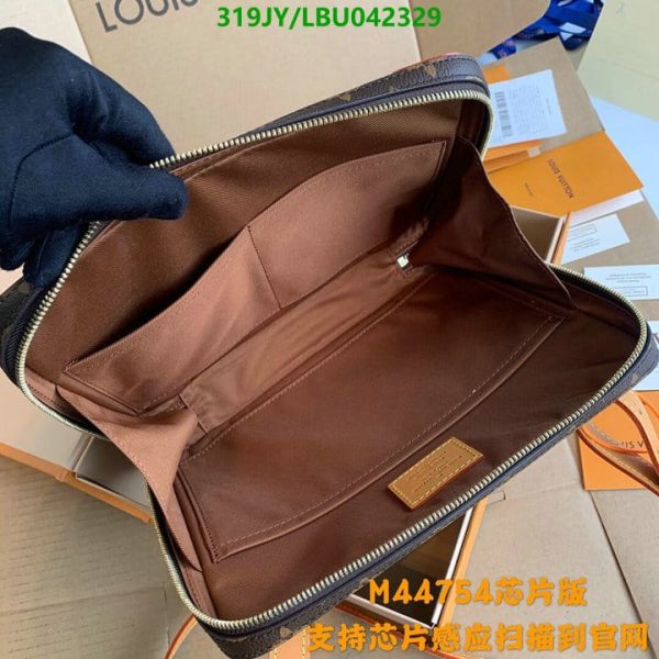 Louis Vuitton 1:1 Mirror Replica Soft Trunk Messenger Bag Monogram Canvas MM LBU0423291031