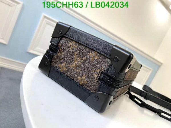 Louis Vuitton 1:1 Mirror Replica Soft Trunk Vertical Bag LB04203423654