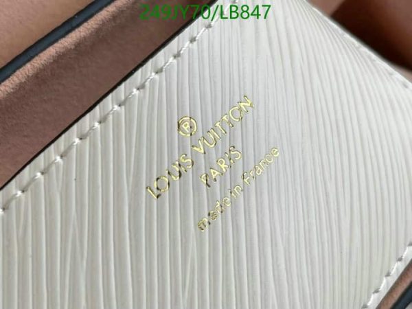 Louis Vuitton 1:1 Mirror Replica TWIST MM White LB84710412347