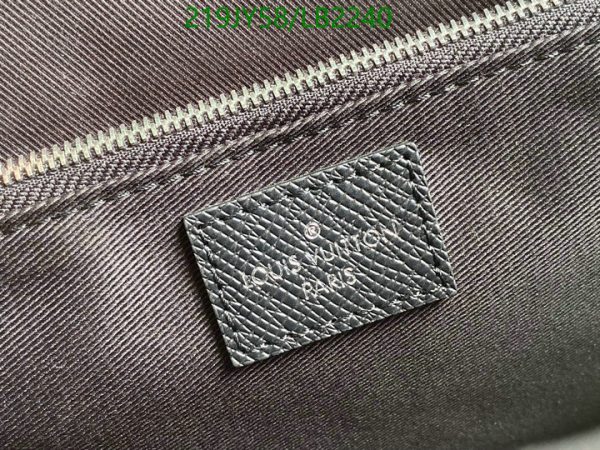 Louis Vuitton 1:1 Mirror Replica Taiga Avenue Sling Bag LB22401256984