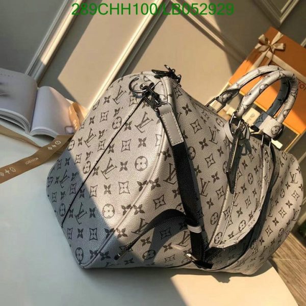 Louis Vuitton 1:1 Mirror Replica Taiga Outdoor Bandouliere Keepall Bag LB05292912589