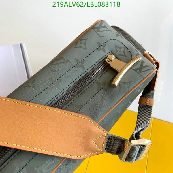 Louis Vuitton 1:1 Mirror Replica Titanium Monogram Camera Bag LBL0831182635