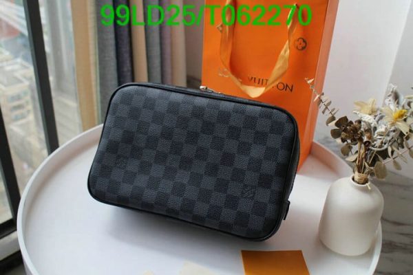 Louis Vuitton 1:1 Mirror Replica Toiletry Pouch Damier Graphite GM T062270672049