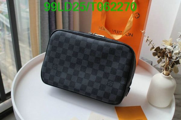 Louis Vuitton 1:1 Mirror Replica Toiletry Pouch Damier Graphite GM T062270672049