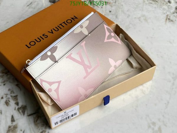 Louis Vuitton 1:1 Mirror Replica Tourterelle Empreinte Pochette Felicie YT50317324560