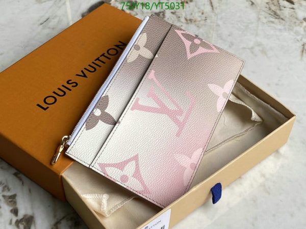 Louis Vuitton 1:1 Mirror Replica Tourterelle Empreinte Pochette Felicie YT50317324560