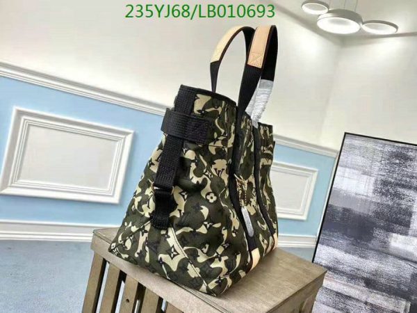 Louis Vuitton 1:1 Mirror Replica  Treillis Tote Bag LB01069226984